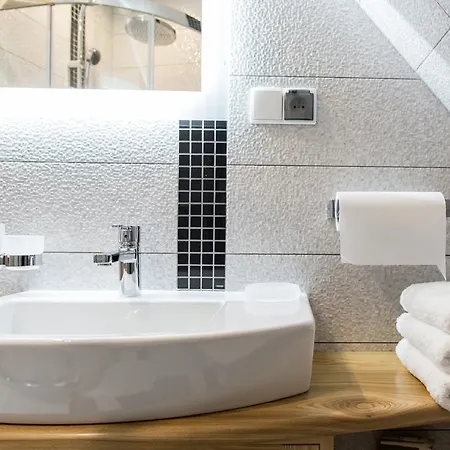 Udanypobyt Przy Potoku *